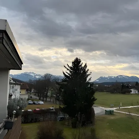 Am Chiemsee Mit Bergblick * Prien am Chiemsee
